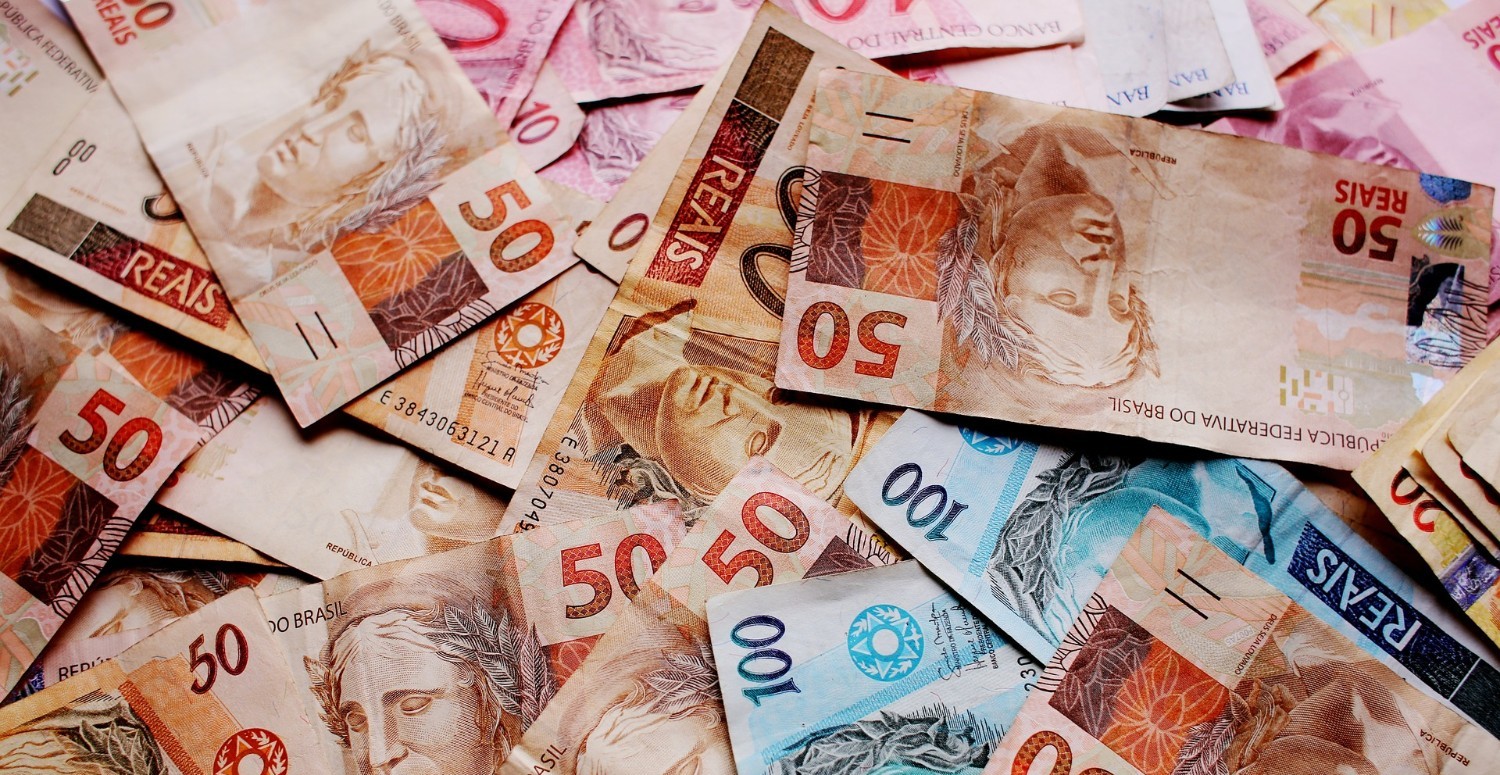 Mais de 1,3 milhão de contribuintes caíram na malha fina em 2023